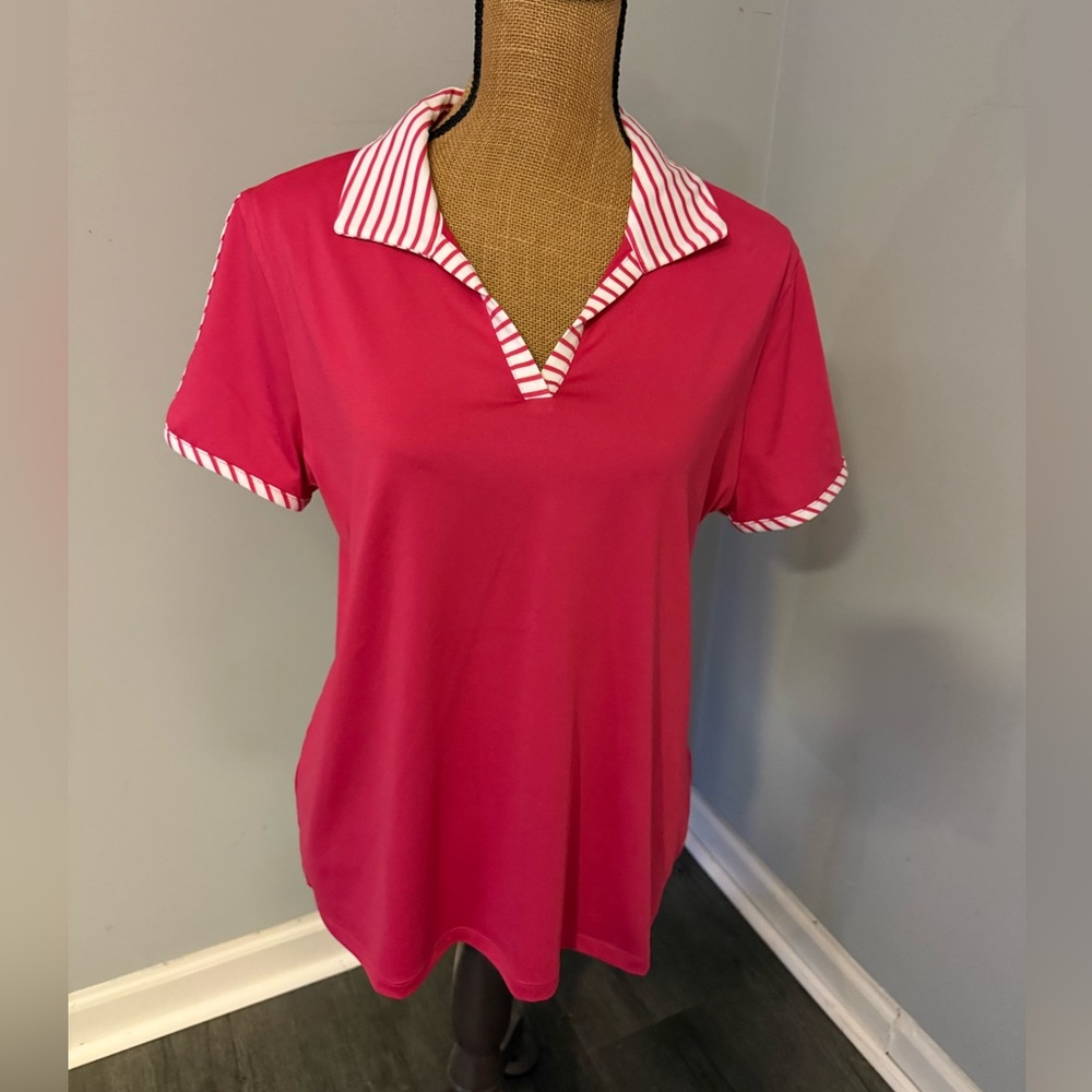 Chico’s Zenergy UPF Knit Cutout S/S Top, size large (Chico’s Size 2).